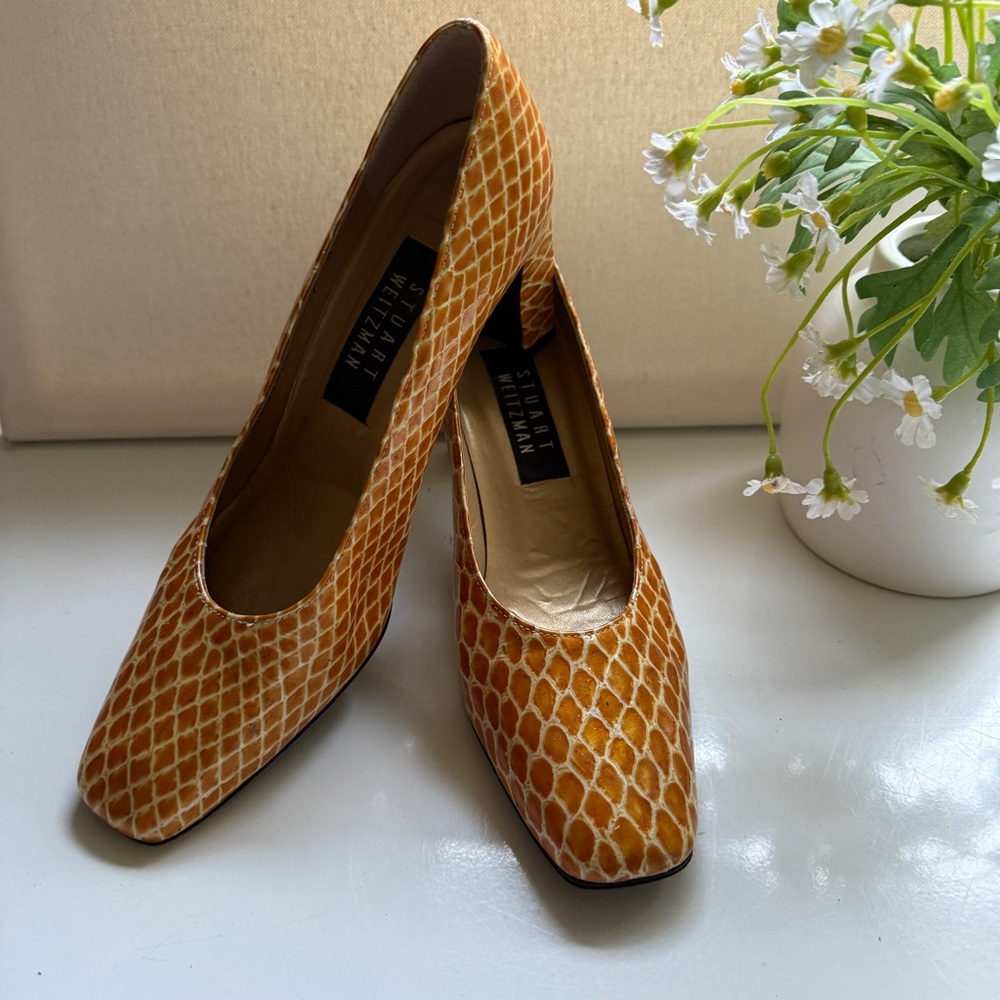 Stuart Weitzman Orange Patterned Block Heel Pumps… - image 2